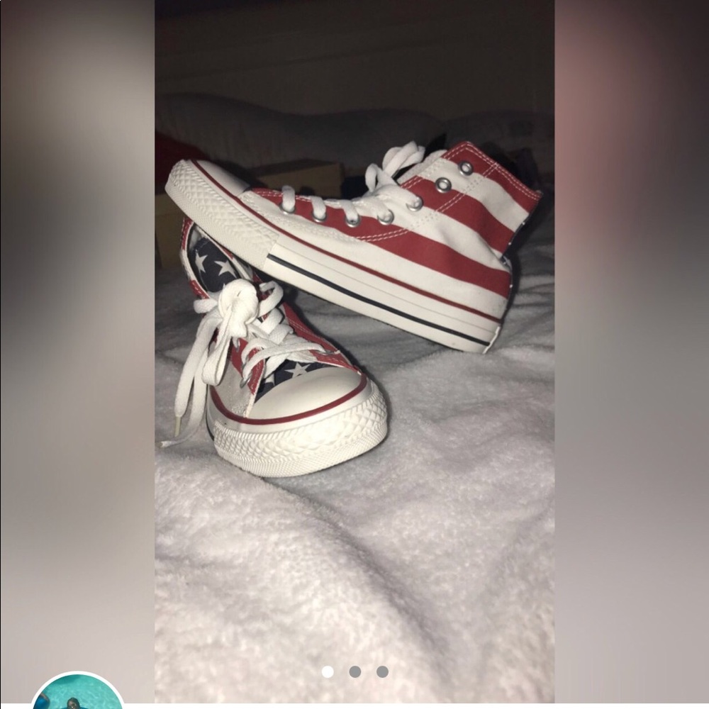 Converse Sneakers ❤️💙